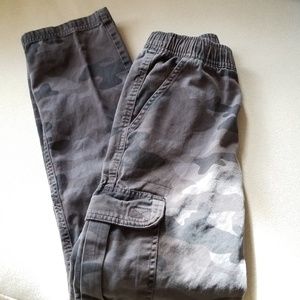 EUC Children's Place Boys Cargo in Slate Camo